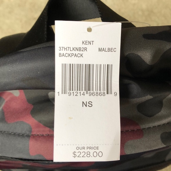 Michael Kors Kent camo backpack - NWT - Picture 5 of 5